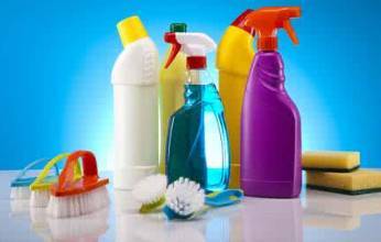 ¿Cómo almacenar de forma segura productos químicos en la vida diaria?